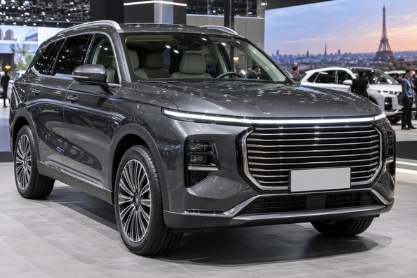 Chery Tiggo 9 Super Hybrid: 7-miejscowy PHEV 428 KM i napęd 4x4 Zdjęcie 2