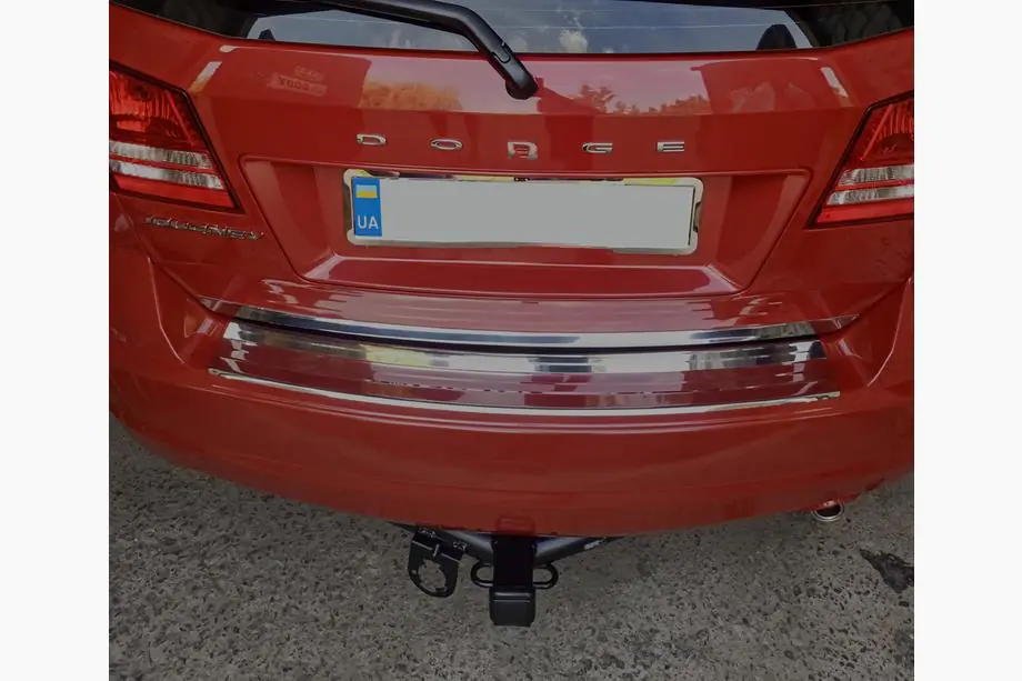 Fiat Freemont 2011-2016 Nakładka na tylny zderzak Carmos Stal Nierdzewna Image