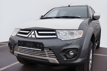Mitsubishi Pajero Sport 2008-2015 Osłona Atrapy Chłodnicy Przedniej zdjęcia 1