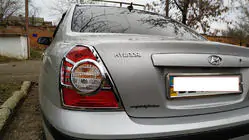 Hyundai Elantra (XD) 2000-2011 Chromowane Nakladki na Lampy Tylne (2 szt, plastik) zdjęcia 4