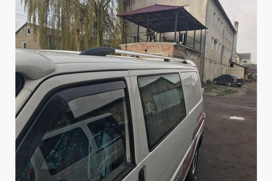 Volkswagen T4 Caravelle/Multivan 1990–2003 Relingi Dachowe Chrom DORA (Mocowanie Metalowe) Zdjęcia 3
