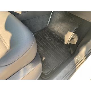 Dywaniki gumowe (4 szt, Stingray Premium) Volkswagen Golf 7/E-Golf 2012-2020 zdjęcia 2