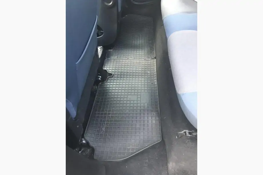 Peugeot Partner Tepee 2008-2018 Dywaniki Gumowe Stingray Zdjęcia 4