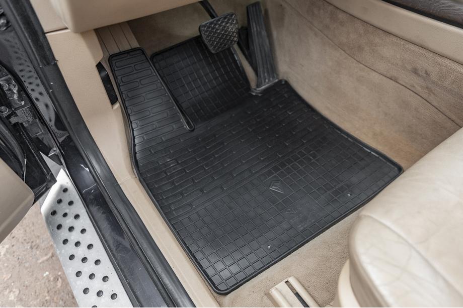 BMW X5 E70 2007-2013 Dywaniki gumowe (4 szt, Stingray Premium) Zdjęcia 1
