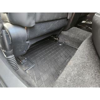 Dywaniki gumowe (4 szt, Stingray Premium) Nissan Qashqai 2007-2010 zdjęcia 4