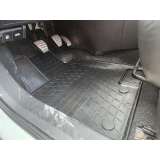 Dywaniki gumowe (4 szt, Stingray Premium) Nissan Qashqai 2010-2014 zdjęcia 1