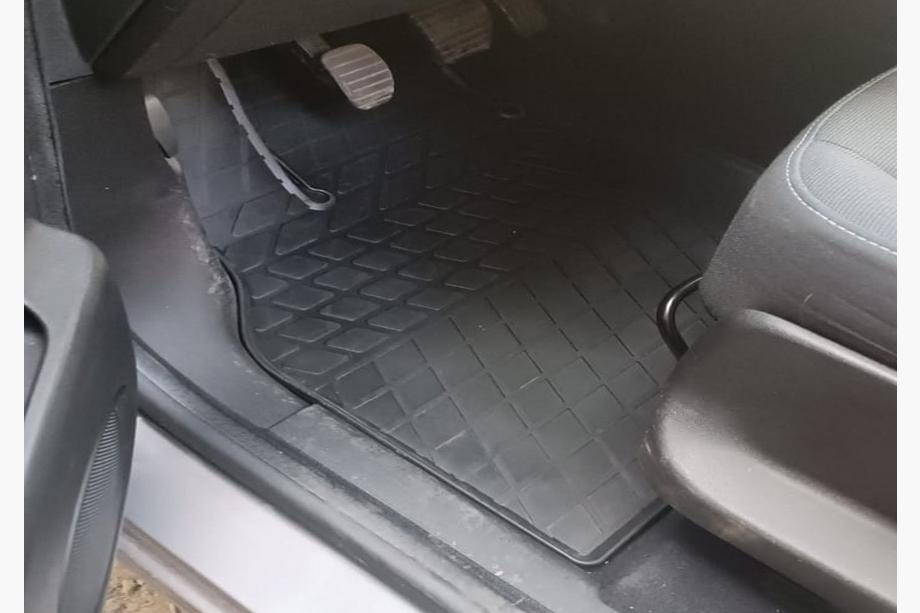 Renault Scenic/Grand 2009-2016 Dywaniki gumowe (4 szt, Stingray Premium) Image