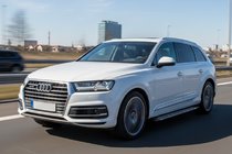 Audi Q7 2015–2026 Progi Boczné Rainbow (2 szt., Aluminium) zdjęcia 1