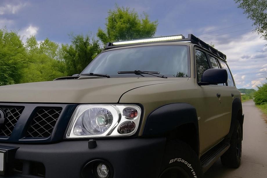 Nissan Patrol Y61 1997-2011 Nakładki na Reflektory (2001-2004, 2 szt.) Image