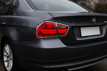 BMW 3 Series E90/E91 2005-2011 Chromowane nakładki na tylne lampy (2 szt., plastik) zdjęcia 1