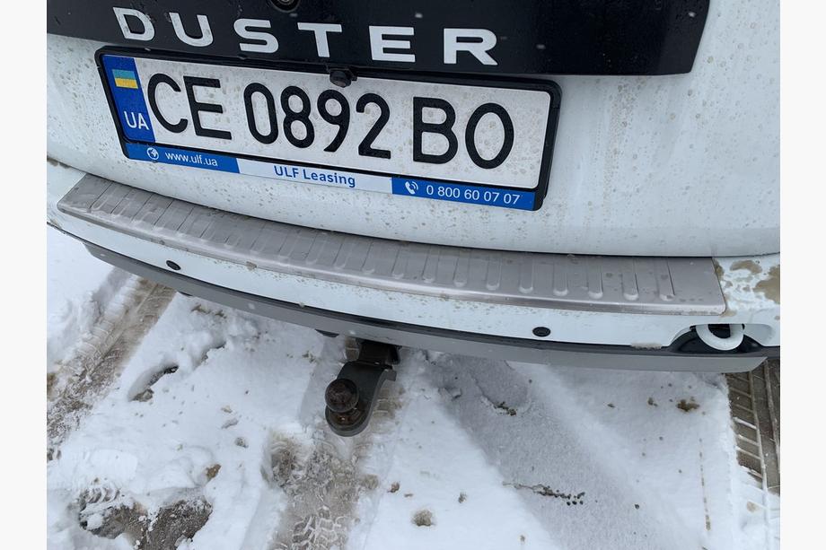 Dacia Duster 2008-2018 Nakładka na tylny zderzak Carmos V1 z rantem (stal nierdzewna) Zdjęcia 2