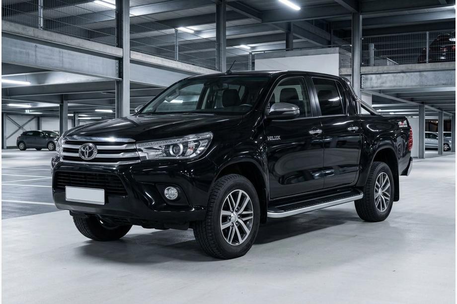 Toyota Hilux 2015- Progi Boczne Tayga Grey (2 szt., Aluminium) Image