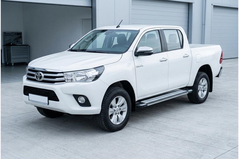 Toyota Hilux 2015- Progi Boczné Rainbow (2 szt., Aluminium) Image