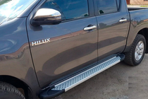 Toyota Hilux 2015- Progi boczne Allmond Grey (2 szt., aluminium) zdjęcia 9