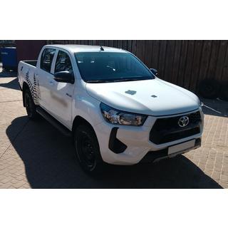 Progi Boczné Allmond Black (2 szt., Aluminium) Toyota Hilux 2015- zdjęcia 3
