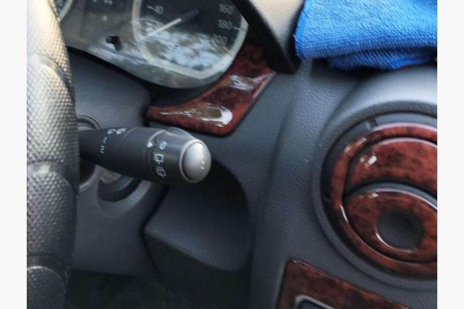 Dacia Logan MCV 2004-2014 Nakladki na deske rozdzielcza (Wariant 2) Zdjęcia 6