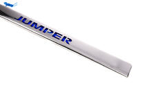 Citroen Jumper 2007-2025 Listwa chromowana nad tablicą rejestracyjną z niebieskim LED (stal nierdzewna) zdjęcia 3
