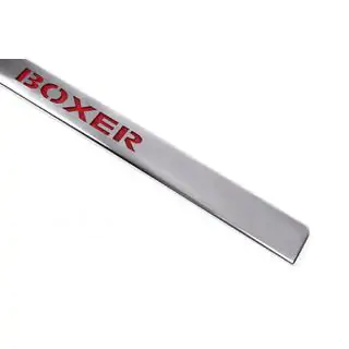 Listwa chromowana nad tablicą rejestracyjną z czerwonym LED (stal nierdzewna) Peugeot Boxer 2006-2025 zdjęcia 3