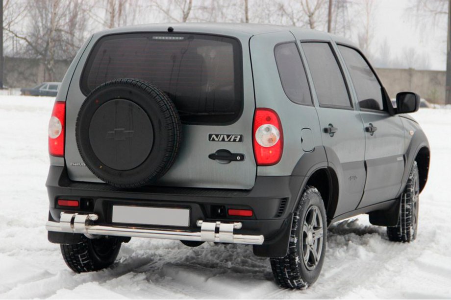 Chevrolet Niva 1998-2020 Tylna Belka AK015 (Stal Nierdzewna) Image