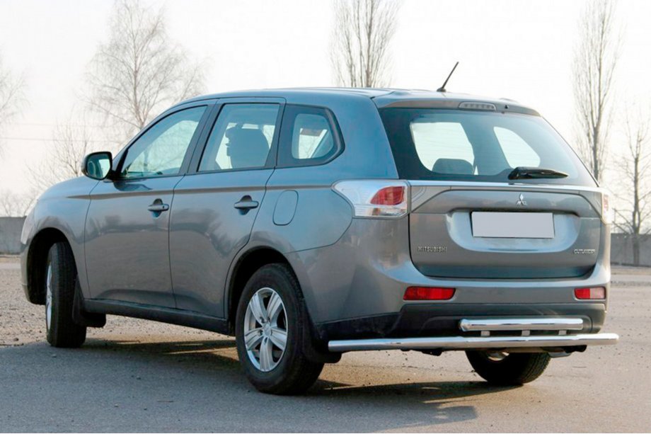 Mitsubishi Outlander 2012-2021 Tylna Belka AK004 Stal Nierdzewna Image