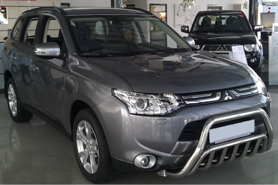 Mitsubishi Outlander 2012-2021 Przedni Pałąk WT002 (Stal Nierdzewna) Image