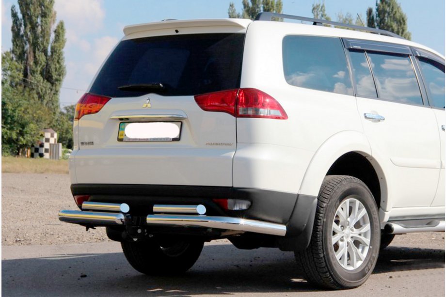 Mitsubishi Pajero Sport 2008-2015 Tylny ochraniacz AK003-Special (2 szt., stal nierdzewna) Image