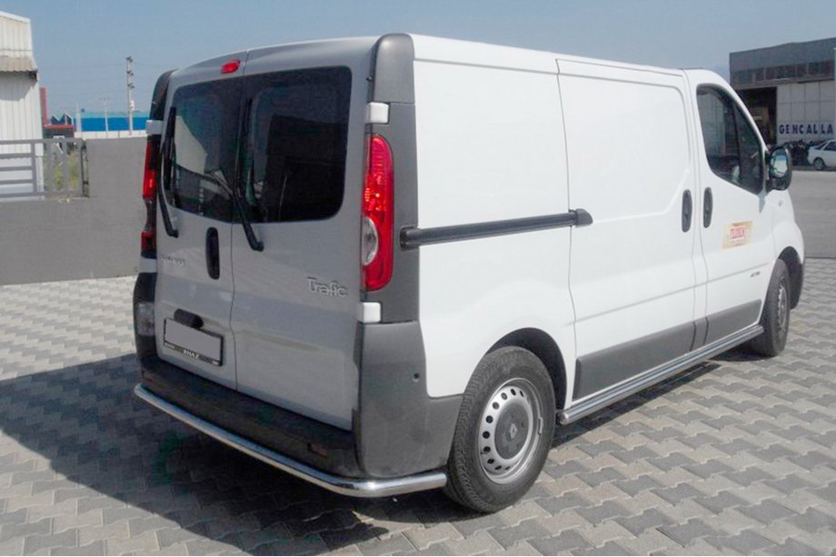 Opel Vivaro 2001–2015 Tylny Oslona AK005 (Stal Nierdzewna) Image