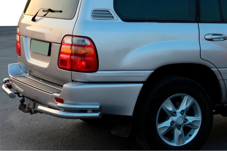 Toyota Land Cruiser 100 1998-2007 Tylne narożniki AK003-Double (2 szt., stal nierdzewna) Image