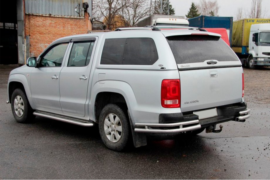 Volkswagen Amarok 2010-2022 Tylne narożniki AK003-Double (2 szt., stal nierdzewna) Image