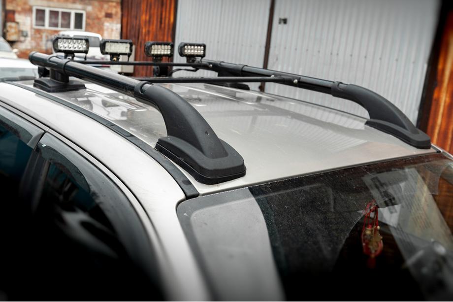 Volkswagen Amarok 2010-2022 Relingi dachowe Black Shark (z belkami poprzecznymi) Image