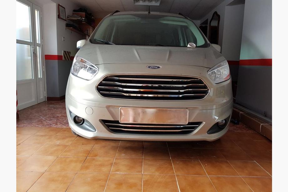 Ford Courier 2014-2023 Nakładki na grill OmsaLine (2014-2018, 4 szt, stal nierdzewna) Image