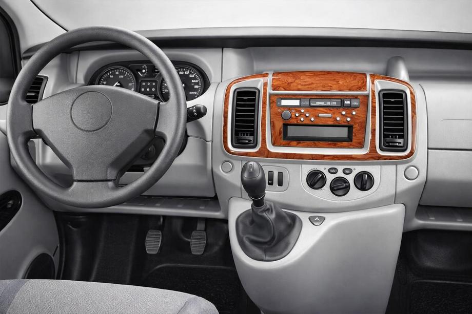 Renault Trafic 2001–2015 Nakładki na deskę rozdzielczą (Mały zestaw) Aluminium Image