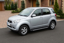 Daihatsu Terios 2006-2017 Progi Boczné Maya V1 (2 szt., Aluminium) zdjęcia 1