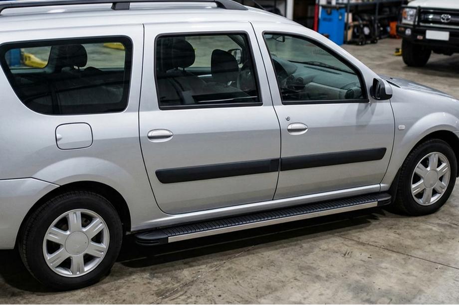 Dacia Logan MCV 2004-2014 Progi Boczné Maya V1 (2 szt., Aluminium) Image