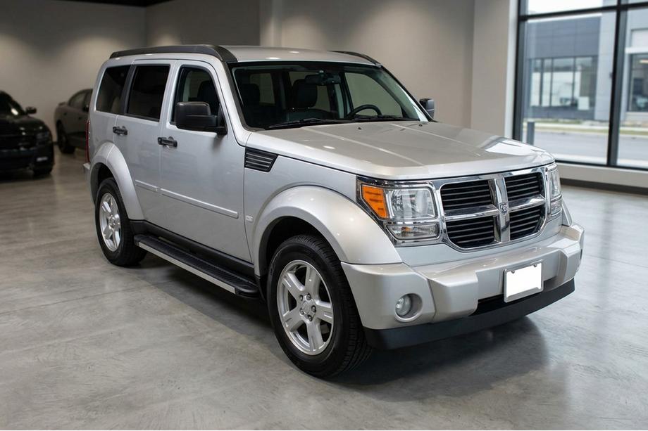 Dodge Nitro 2006-2011 Progi Boczné Maya V1 (2 szt., Aluminium) Image