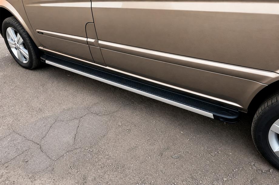 Mercedes Viano 2004-2014 Progi Boczné Maya V1 (2 szt., Aluminium) Image