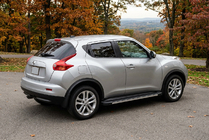 Nissan Juke 2010-2019 Progi Boczné Maya V1 (2 szt., Aluminium) zdjęcia 1