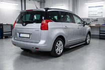 Peugeot 5008 2009-2016 Progi Boczné Maya V1 (2 szt., Aluminium) zdjęcia 1