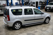 Renault Logan MCV 2005-2013 Progi Boczné Maya V1 (2 szt., Aluminium) zdjęcia 6