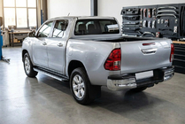 Toyota Hilux 2015- Progi Boczné Maya V1 (2 szt., Aluminium) zdjęcia 1