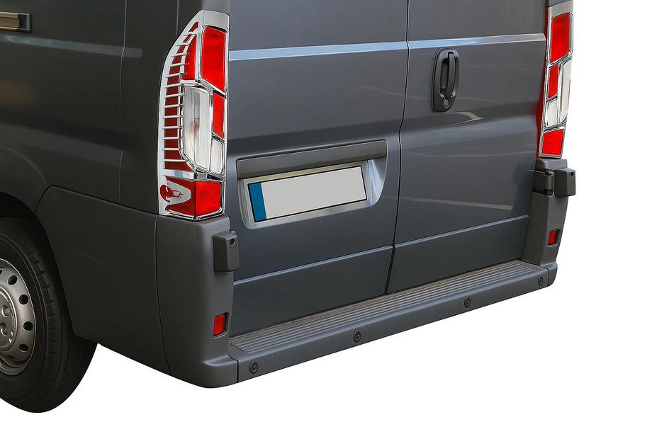 Citroen Jumper 2007-2025 Nakładki na Lampy Tylne 2014↗ (2 szt., plastik) Image