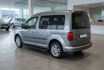 Volkswagen Caddy 2015-2020 Progi Boczné Allmond Black (2 szt., Aluminium) zdjęcia 1