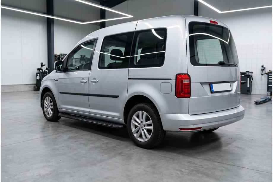 Volkswagen Caddy 2015-2020 Progi Boczné Tayga Black (2 szt., Aluminium) Image