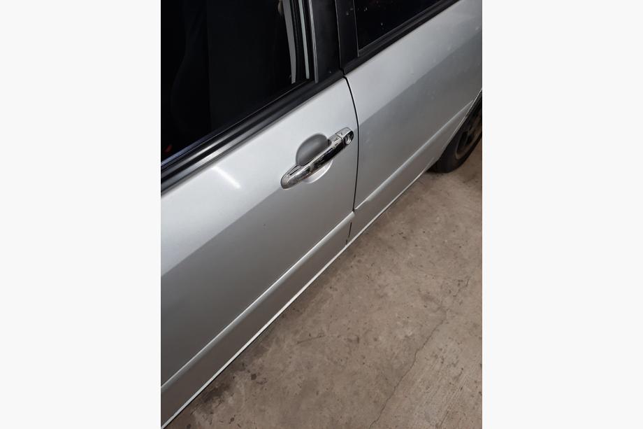 Toyota Corolla 2002-2007 Chromowane Nakładki na Klameki (4 szt) Plastik Chromowany Zdjęcia 2