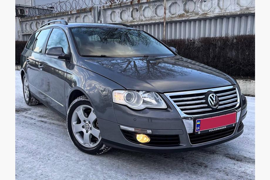 Volkswagen Passat B6 2006-2012 Chromowane Nakładki na Grill (8 szt, Stal Nierdzewna) Carmos - Turecka Stal Nierdzewna Zdjęcia 3