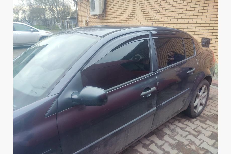 Renault Megane II 2004-2009 Deflektory szyb SD (4 szt, Perflex Sport) Image