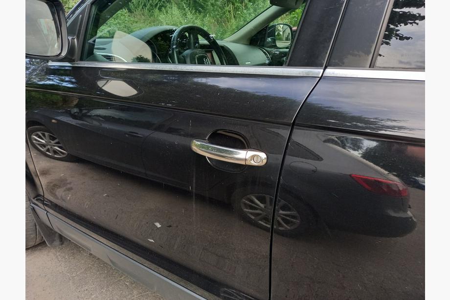 Audi Q7 2005-2015 Nakładki na Klamek Chromowane (4 szt., Stal Nierdzewna) OmsaLine, bez przycisku Image