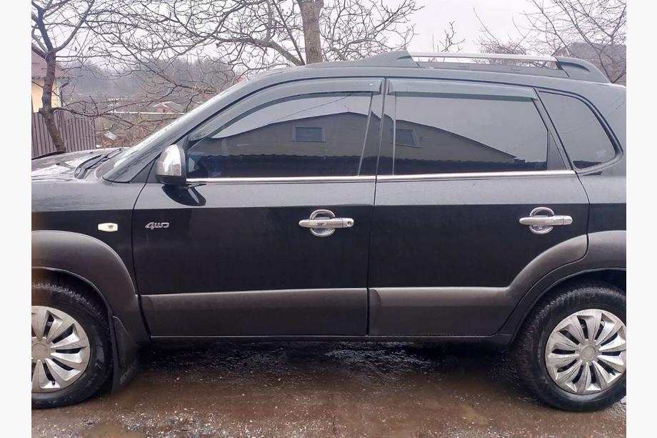 Hyundai Tucson JM 2004- Listwy Ozdobne Szyb Stal Nierdzewna (4 szt) Image