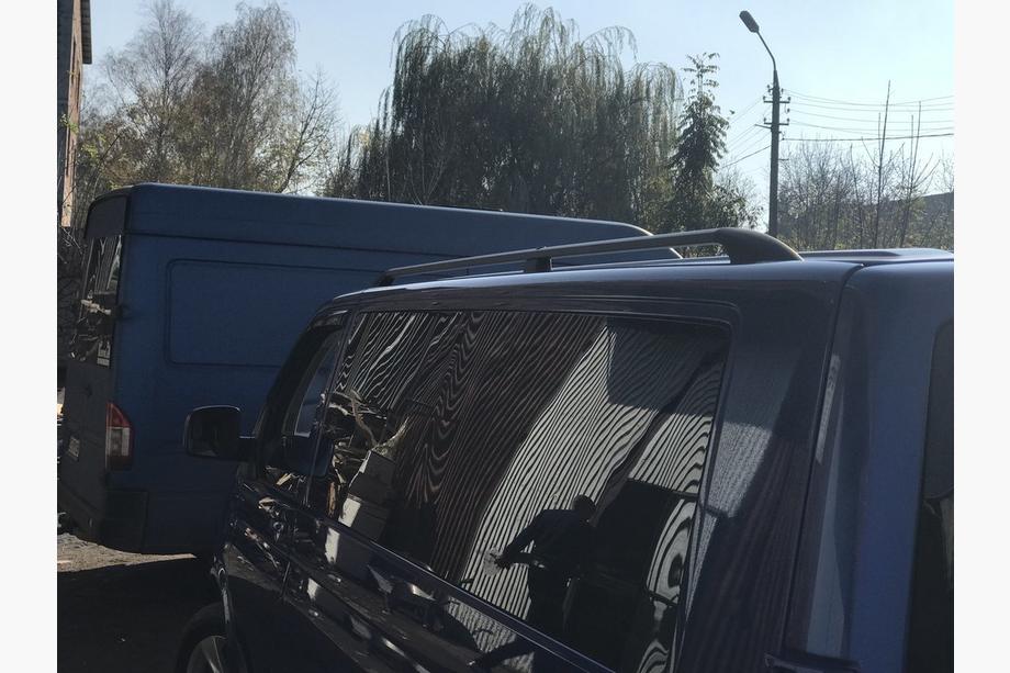 Volkswagen T5 2010-2015 Relingi Dachowe Czarne Krótka baza, metalowe nóżki Zdjęcia 8