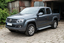 Volkswagen Amarok 2010-2022 Progi Boczne Maya V2 (2 szt., Aluminium) zdjęcia 1